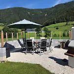 Gurkhof Gnesau